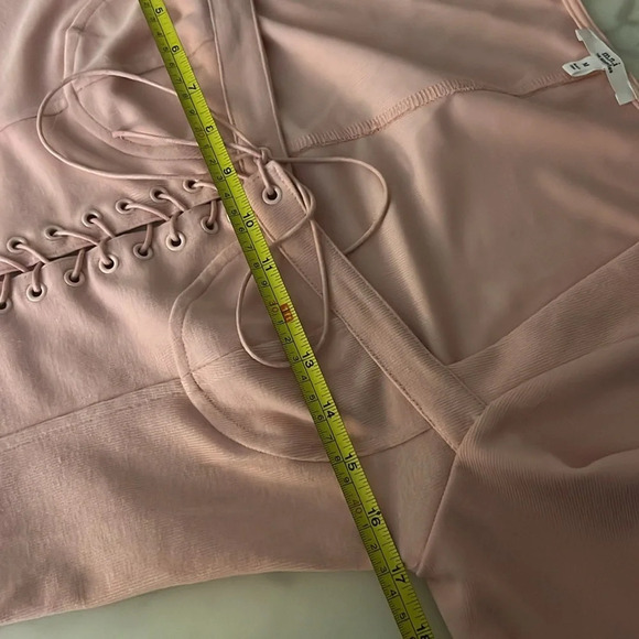 M.n.i Long Sleeve Laceup Size M soft Pink - Picture 8 of 9